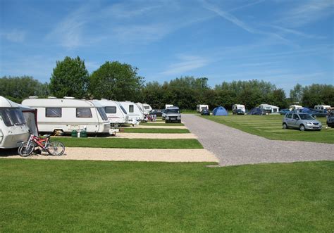 tudor arms caravan site slimbridge.